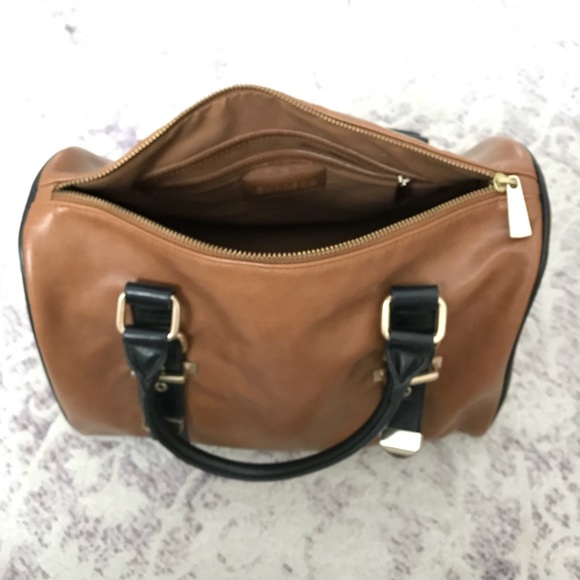 Express Handbag - Picture 4 of 5